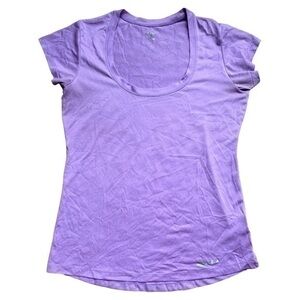 2XU size small, purple athletic fast dry shirt sleeve T-shirt, round scoop neck